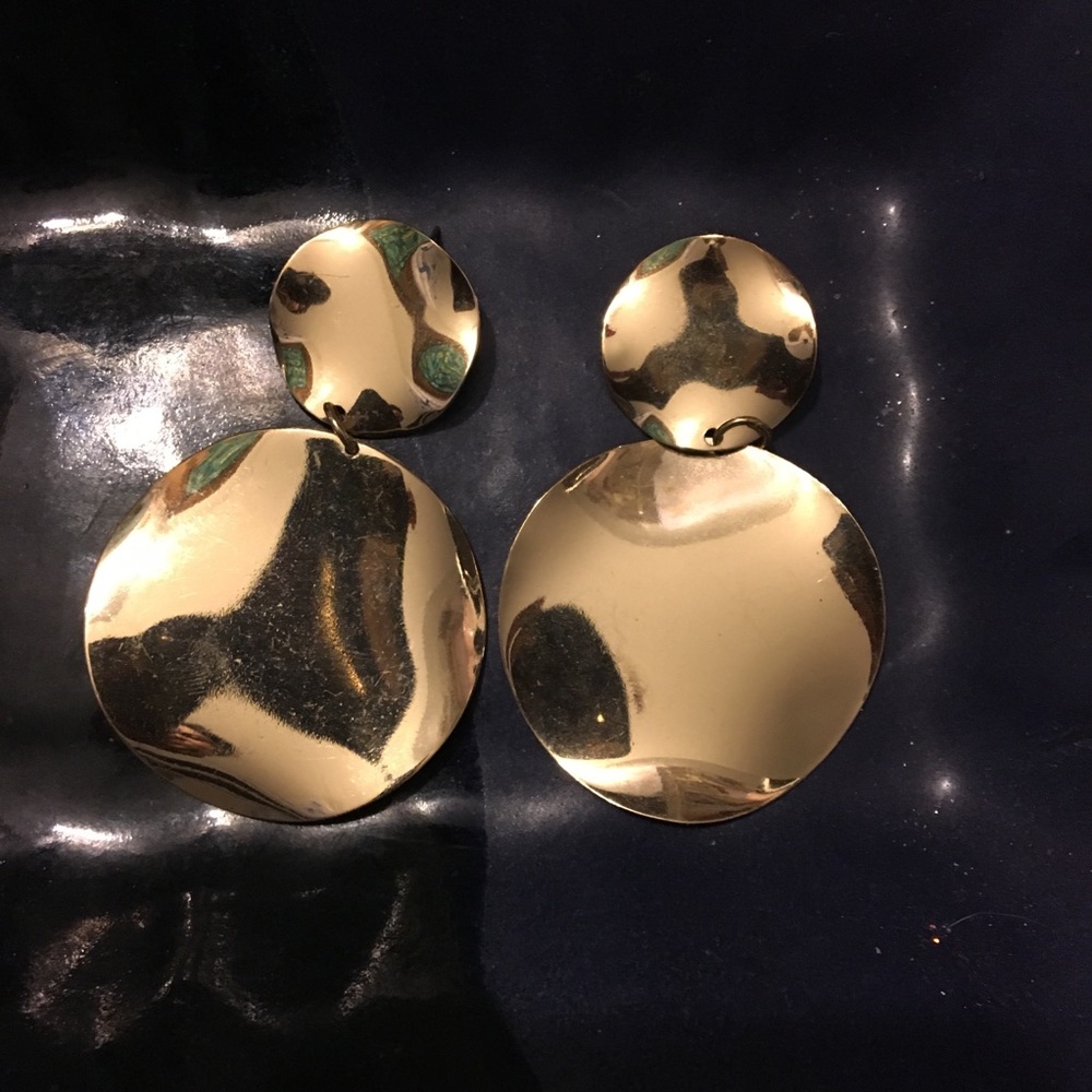 Gold earrings